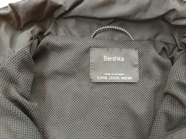 Chaqueta Negra Bershka