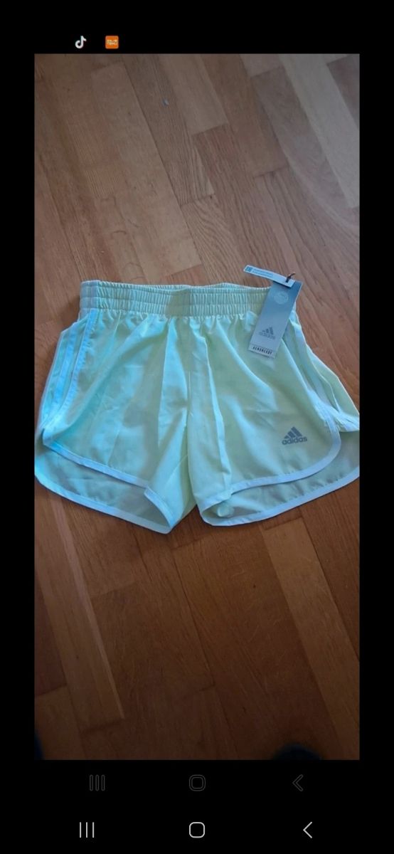 Pantalón corto deportivo Adidas  Talla XS