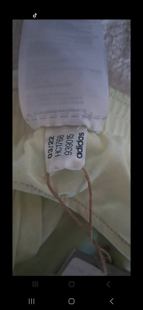 Pantalón corto deportivo Adidas  Talla XS