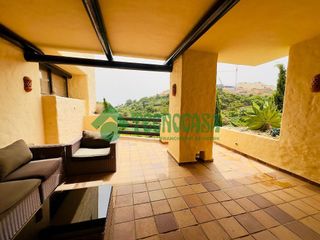 Edificio en venta en San Luis de Sabinillas en Manilva