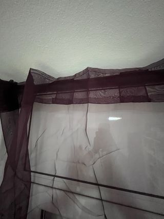 Cortinas moradas semitransparentes IKEA