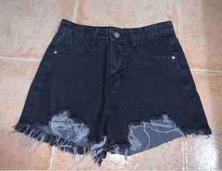 Vaqueros cortos rotos mujer Talla M