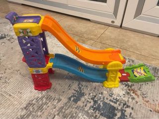 Set de vías y túnel para coches