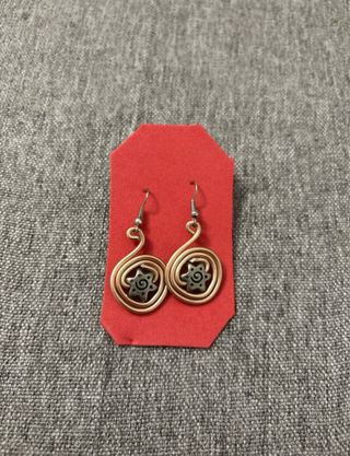 4 Pendientes hechos a mano