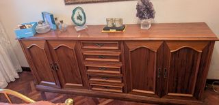 Cómoda de madera