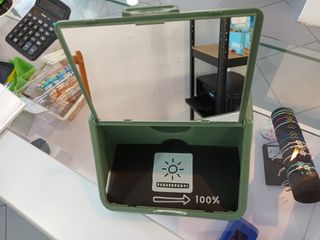 Proyector para móvil verde