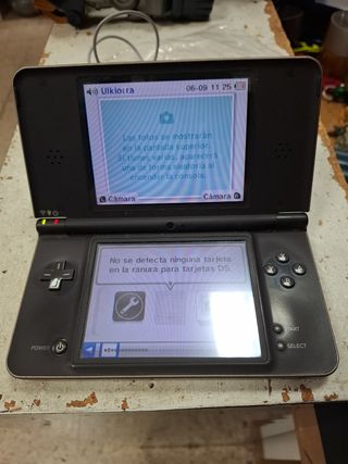 Nintendo DSi XL Negra