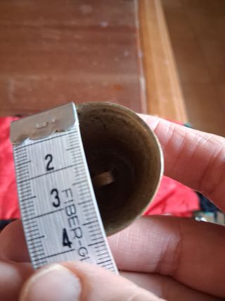 Campana antigua de bronce