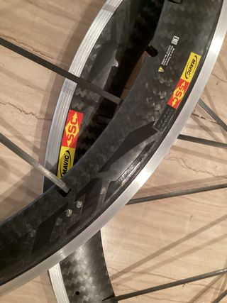 Llantas Carbono Mavic Cosmic