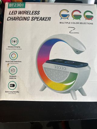 Altavoz Carga Inalámbrica BT2301 Radio FM
Lámpara