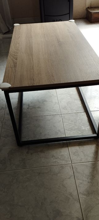 Mesita de centro salón madera y metal