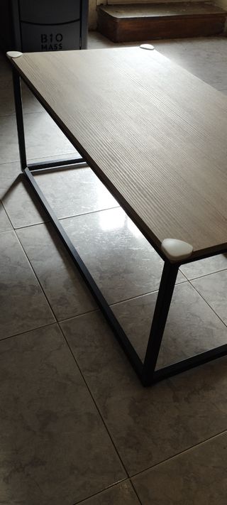 Mesita de centro salón madera y metal