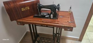 Máquina de coser Alfa