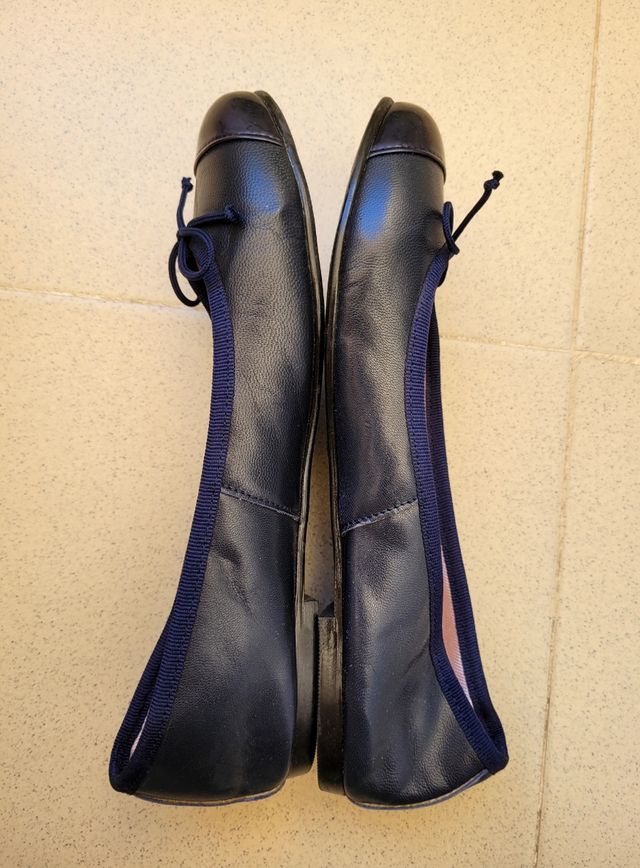 MANOLETINAS AZULES DE PIEL.