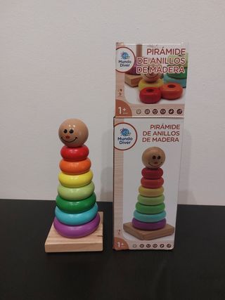 Pirámide de Anillos de Madera Infantil