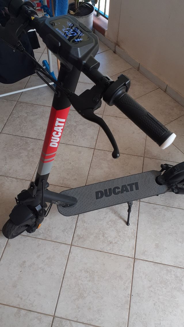 Monopattino Elettrico Ducati