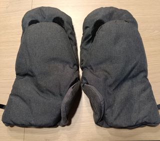 Guantes para cochecito gris