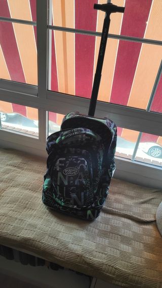 Mochila escolar con ruedas
