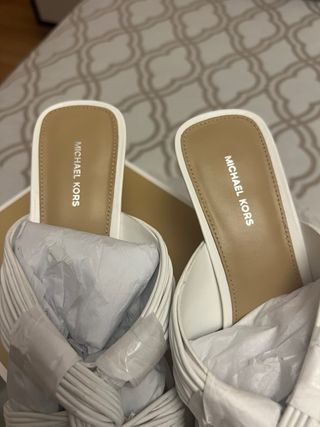 Sandalias Michael Kors Blancas