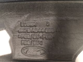 Guantera Ford Focus IV
