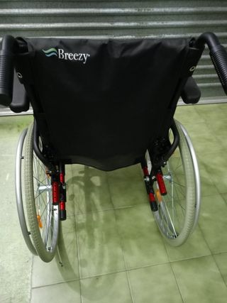 Silla de ruedas nueva 
