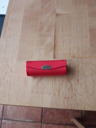 Funda para pintalabios roja