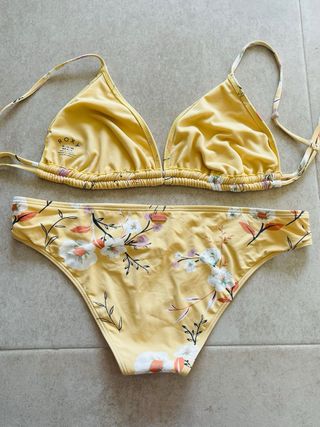 Bikini Roxy Amarillo Estampado Floral
