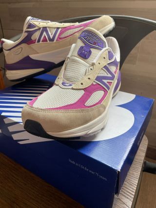 New Balance 990 V6 Beige/Morado - Casi Nuevas