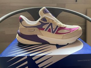 New Balance 990 V6 Beige/Morado - Casi Nuevas