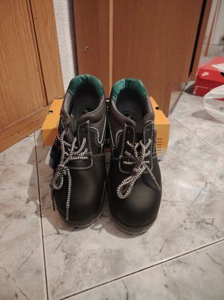 Botas de seguridad punta de acero