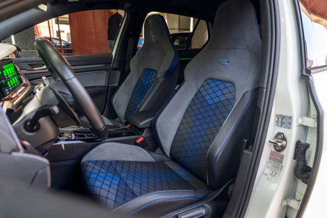 Volkswagen Golf R 20 Aniversario (2023)