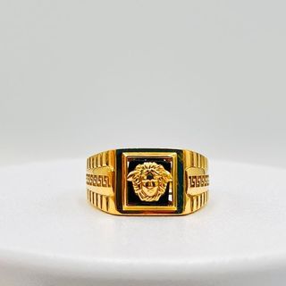 SELLO CUADRADO MEDUSA Y ONIX 18K