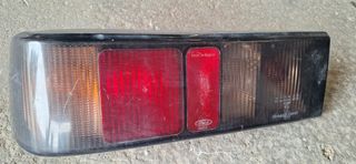Piloto trasero Ford Sierra