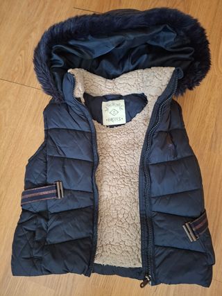 Chaqueta niña acolchada con capucha