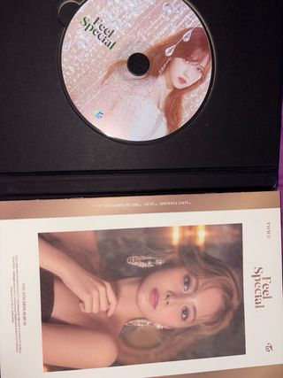 Disco y Photocards Feel Special Twice