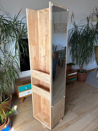 Mueble de recibidor con espejo