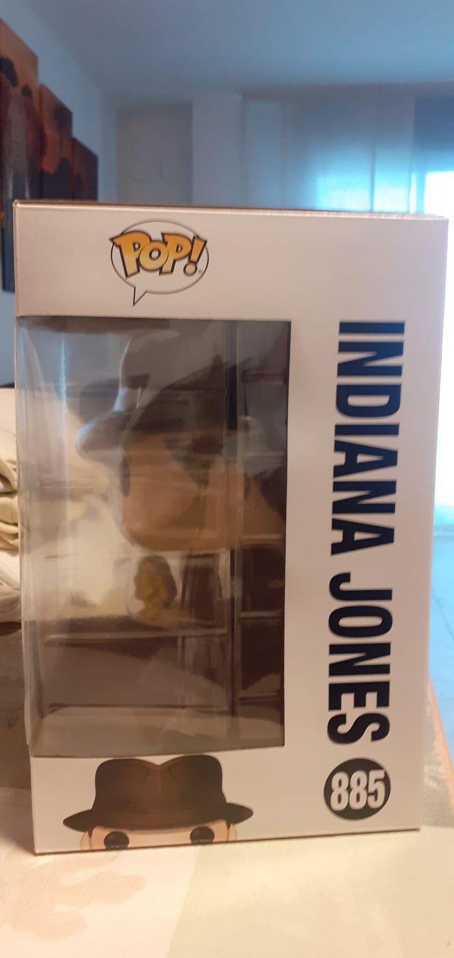 Funko Pop Jumbo Indiana Jones 885