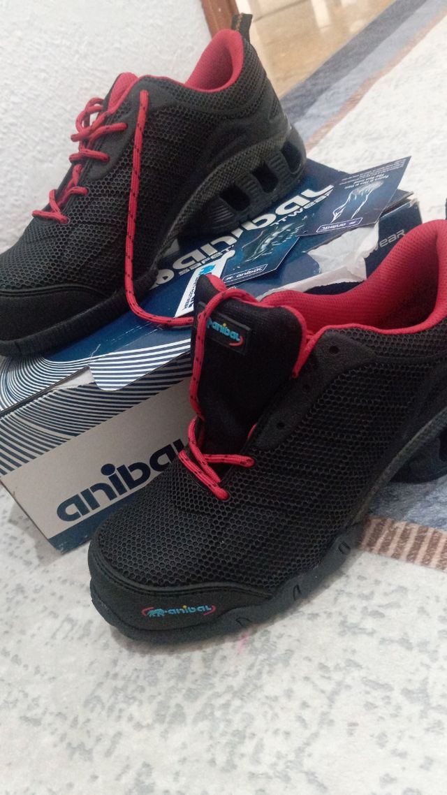 Zapatos de trabajo Anibal negros