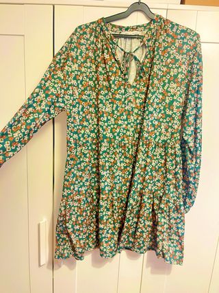 Vestido Pull&Bear floral verde