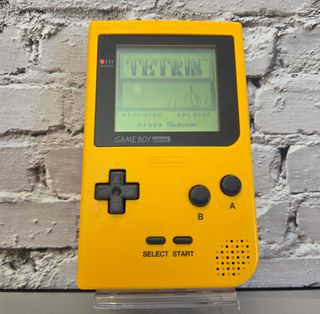 Game Boy Pocket Amarillo + Tetris