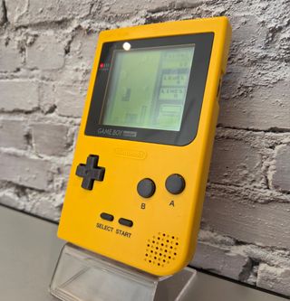 Game Boy Pocket Amarillo + Tetris
