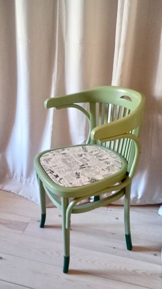 Silla de madera estitlo Thonet