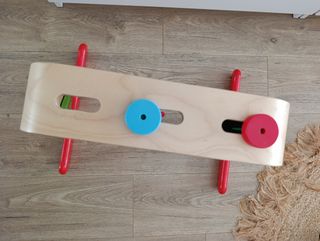 Gimnasio para bebés de madera