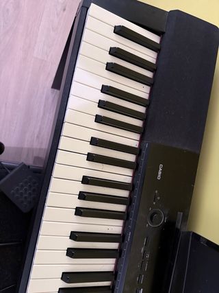 Piano Casio Privia PX-150.