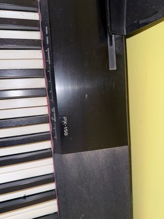 Piano Casio Privia PX-150.