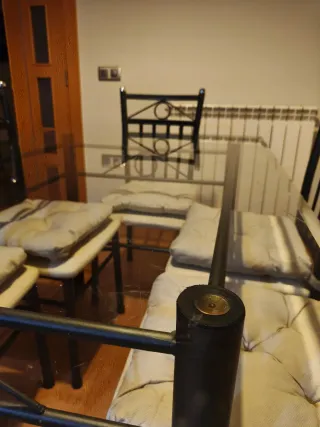 Mesa de cristal de comedor + 6 sillas