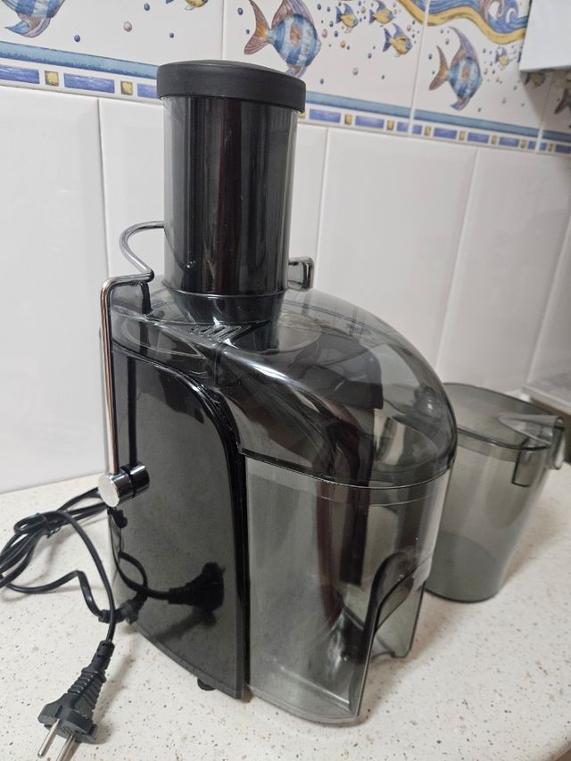 Exprimidor de frutas y verduras