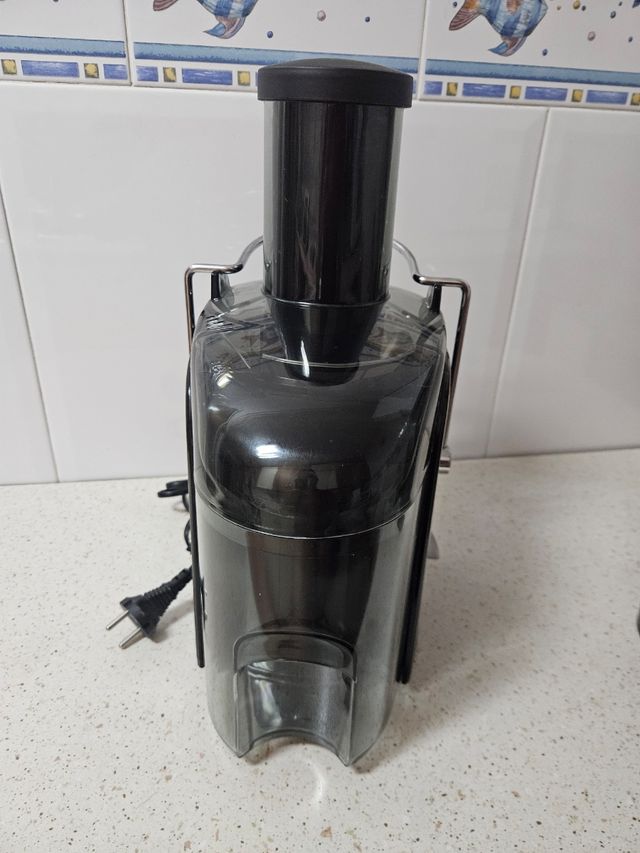Exprimidor de frutas y verduras