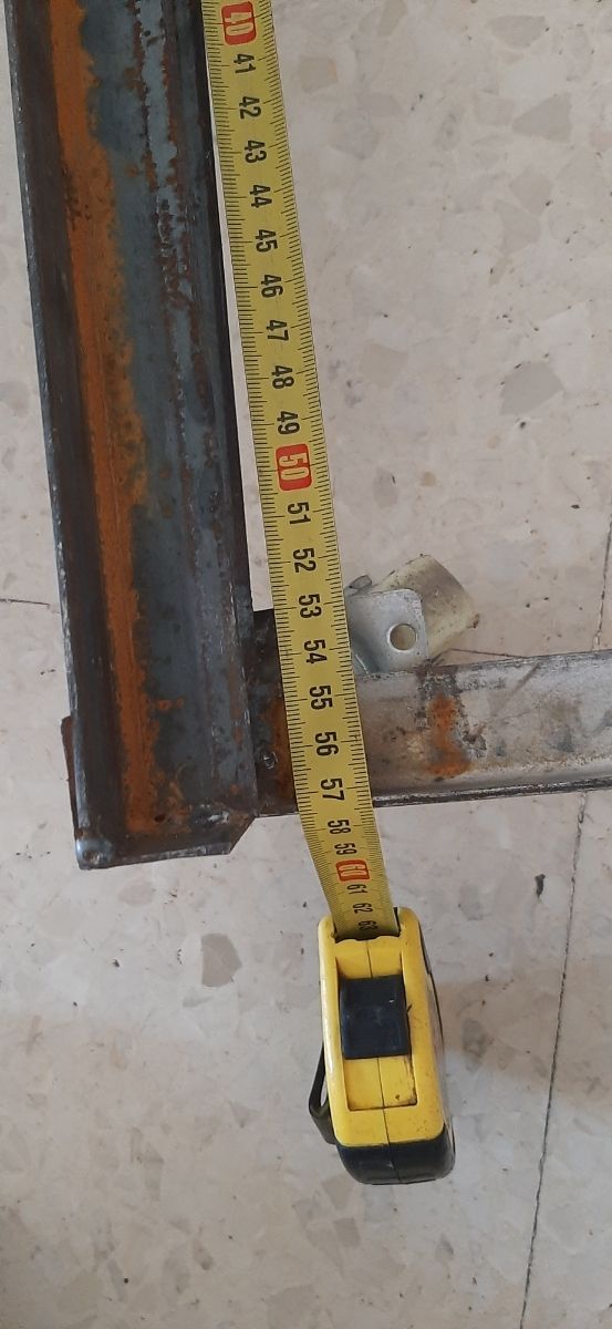 Base, plataforma, soporte con ruedas