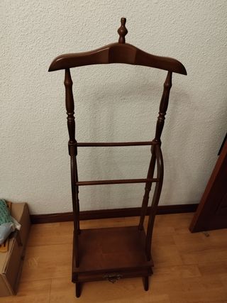 Galán de noche de madera